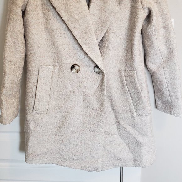 Coat - Picture 4 of 5